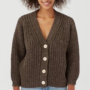 Babaa Cardigan no. 19 MINI in Oak, EUC